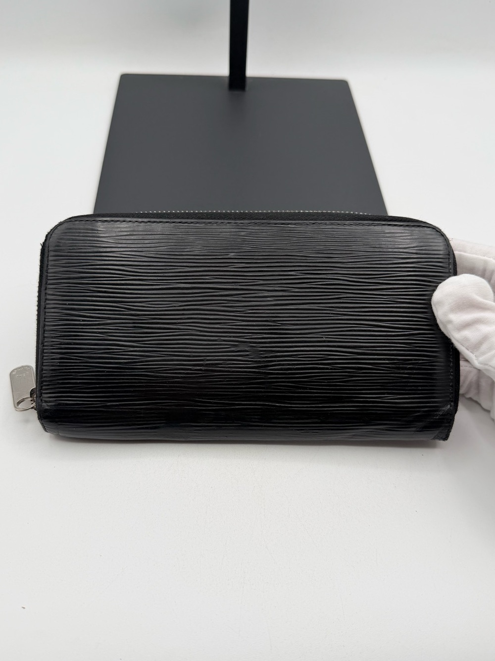 Louis Vuitton Large Epi Zip Around Wallet